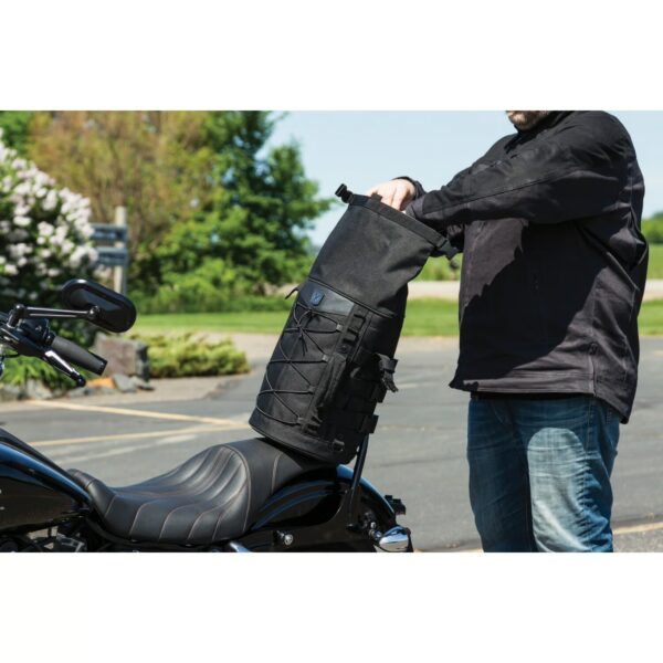 569346dk_1742201909-dnGtuZ6N Esittelykappale: Kuryakyn Momentum Freeloader Duffle Bag laukku, musta
